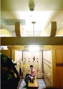 公共浴室装修安装无死角摄像头 上海律师表示已侵权