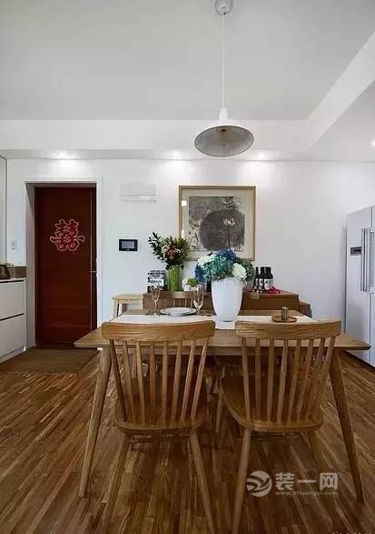 郑州幸福一号86平米两室两厅一厨一卫现代原木风格装修案例
