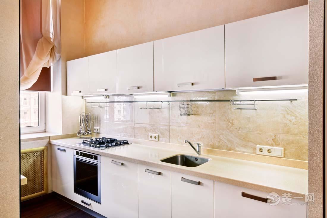 现代风格厨房装修设计效果图