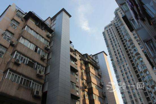 南京老旧小区加装电梯最新进展 低楼层居民可不掏钱?
