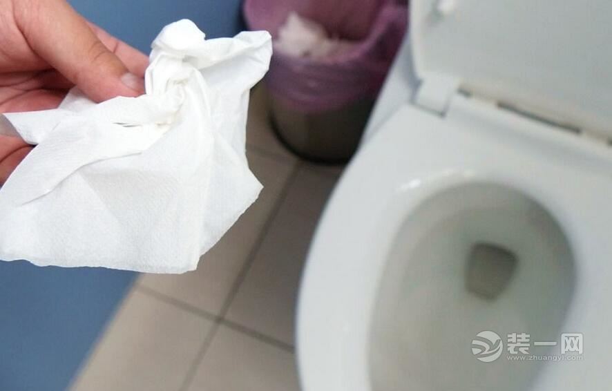 厕纸扔马桶还是扔纸篓 广州装修网解厕所纸能扔马桶吗