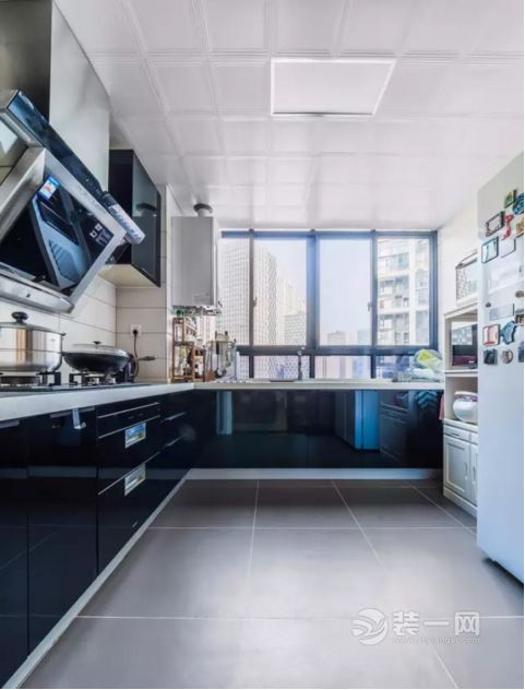 60平米复式小楼现代极简风格厨房装修效果图