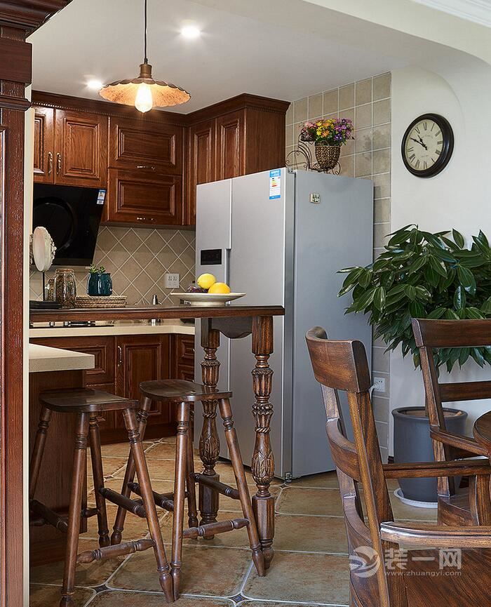 小户型的家也可以有大厨房 佛山装饰网荐厨房设计方案