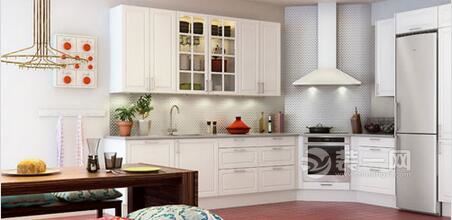 清爽白色橱柜 六安装饰设计打造北欧风厨房