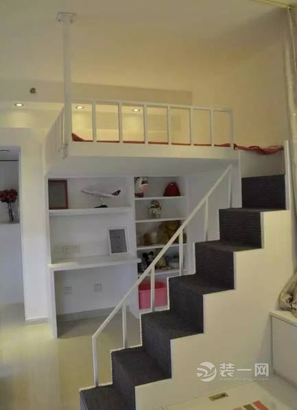 30平小户型公寓楼梯装修设计效果图