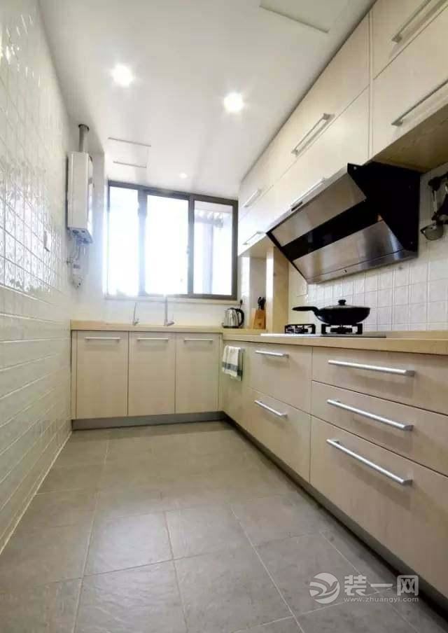 86平米两室一厅一厨一卫北欧风格装修案例