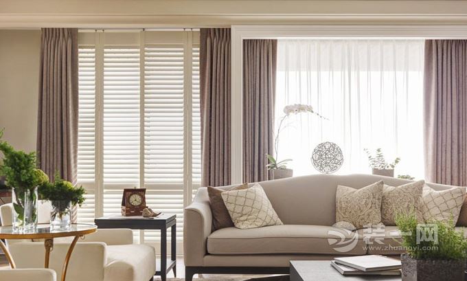 136平米美式客厅沙发窗装修设计效果图