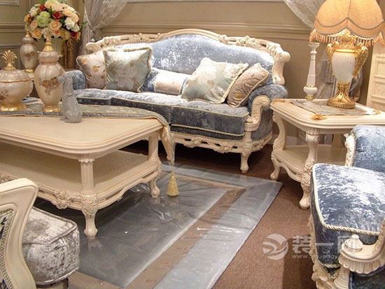 欧式沙发 搭配雍容华贵客厅面貌六安家装设计