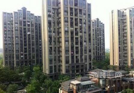 上海小区现另类建筑