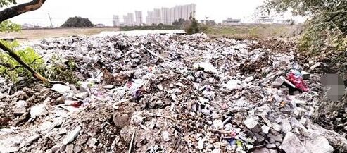 建筑垃圾污染乌龙江