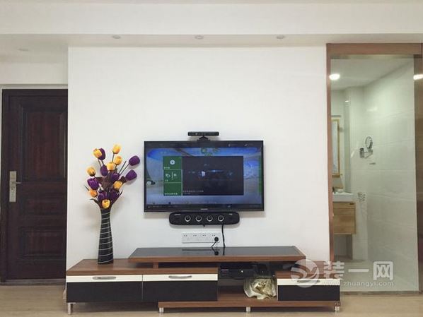 宜家风格83㎡两居室电视墙装修效果图
