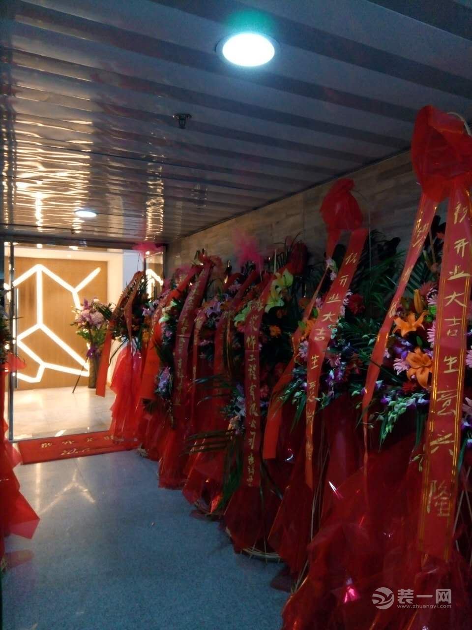 温州东游装饰门厅