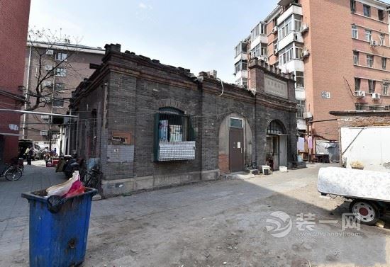 百年清华园车站装修成群租房 北京有关部门启动拆违