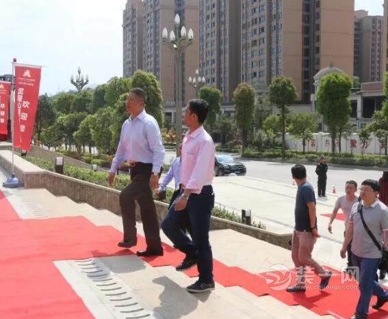 多家知名家居建材商入驻武陵山国际商贸城