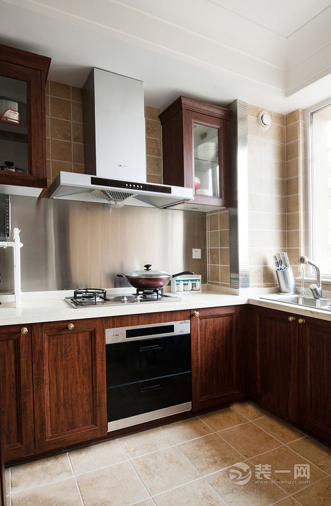 150平米美式风格三居室装修案例客厅厨房效果图