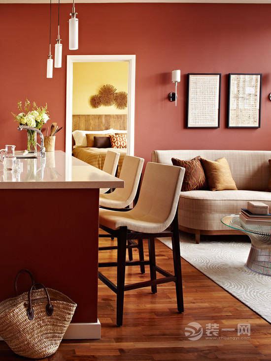 平静中优雅风情 六安装饰装修红色元素客厅 室内装修效果图 装修预算设计 装修空间设计