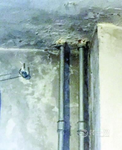 装修老化顶层房屋漏水怎么办 北京92岁老人住水帘洞 