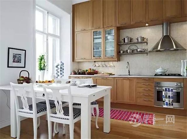 装修厨房的小技巧 家里最实用且要注意的设计方法