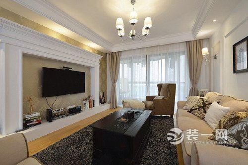 武汉电建地产盛世江城95平米两居室欧美风格装修设计实景图——客厅电视背景墙