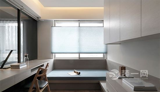 灰白色调演绎140平时尚三居装修案例 延续空间情境