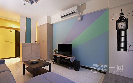 115平旧房翻新用了16种颜色乳胶漆电视背景墙