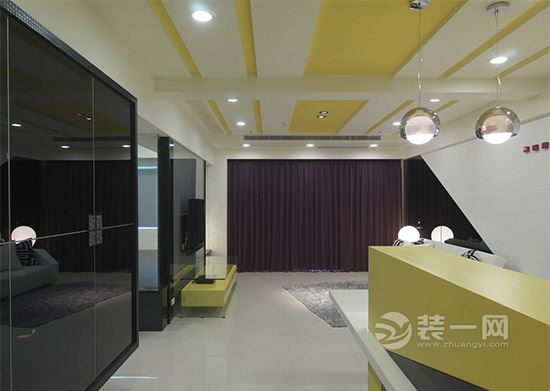 黄色为主色调 天津装饰公司93平米时尚个性装修案例--客厅