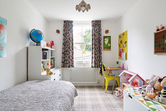 通辽装修网分享四口之家的古朴色彩设计案例效果图：女孩房间