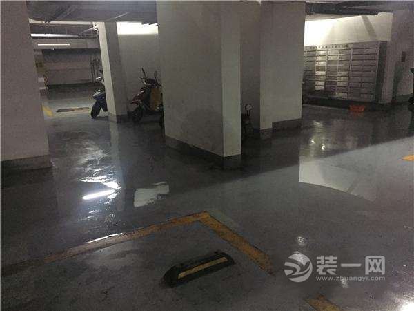 南京一地下车库被淹 是装修垃圾堵塞还是管道设计缺陷
