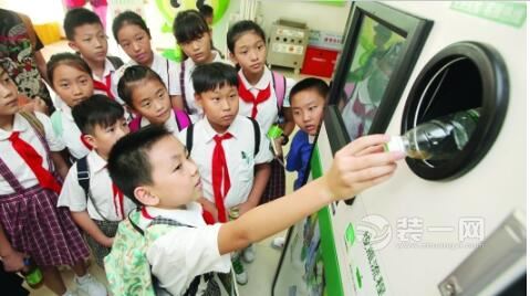 深圳垃圾分类进入法制化轨道 小学生也能轻松分类