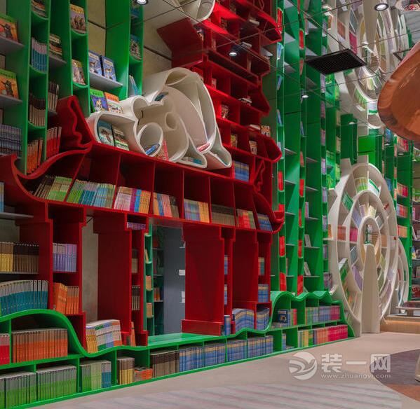 中国最美书店钟书阁成都开业 蜀地文化装修超浮夸