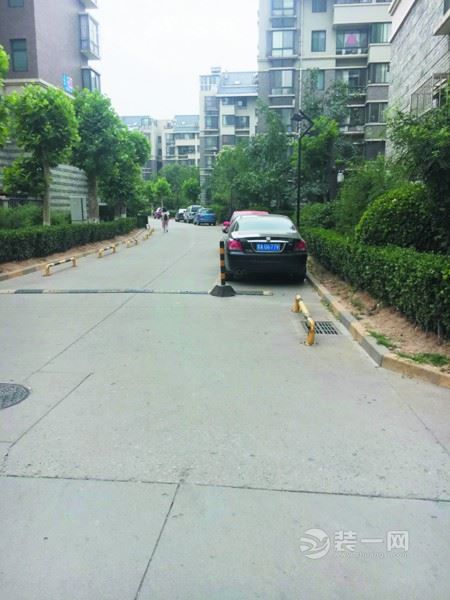 小区要新建车库遭业主反对