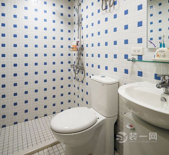 日式风格卫浴间装修效果图