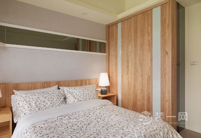 木质感还原自然的温暖 成都130平米三室两厅装修样板间