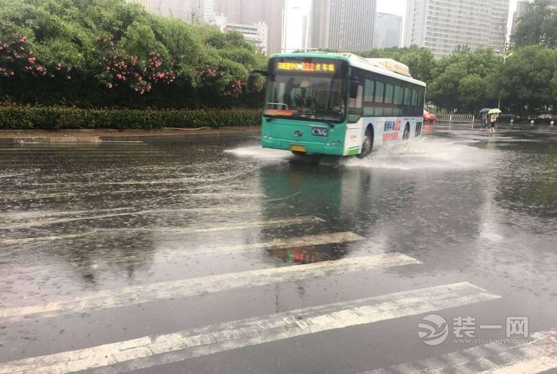 南昌暴雨