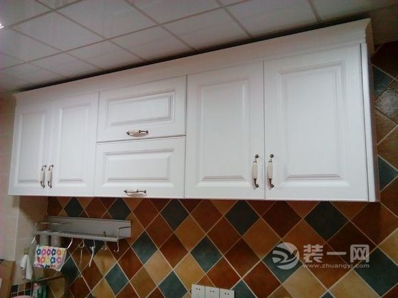 厨房装修效果图 深圳90平米装修案例 美式田园风格装修图片