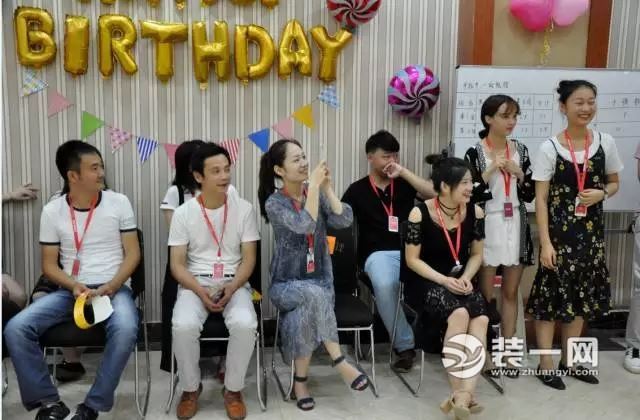 武汉众意装饰公司6月员工生日会 因为是你一切正好