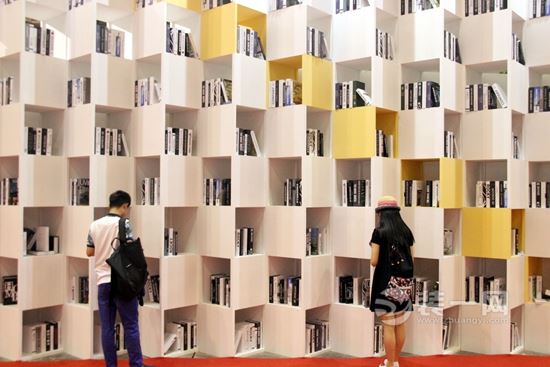 苏州书店装修越来越高颜值 内在文化与外部风景自然融合