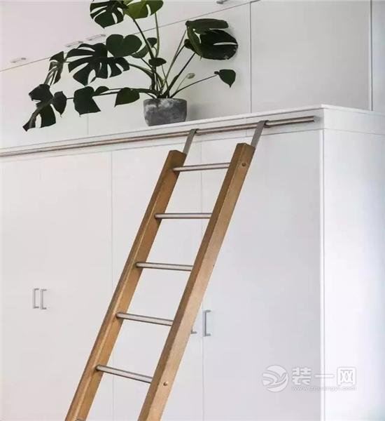 50平简风loft公寓装修实景图 利用层高来做收纳和卧室