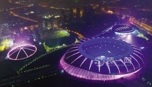 全运会开闭幕式的奥体中心灯光组团建设覆盖3平方公里本版摄影