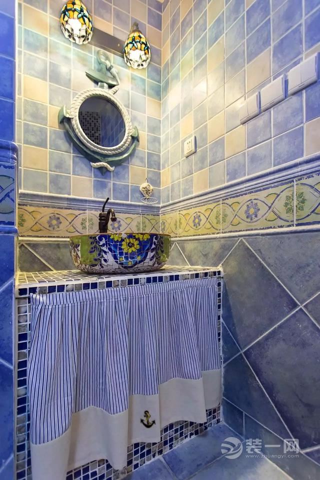 小户型地中海风格卫浴间装修效果图