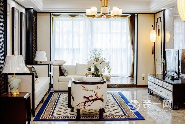 武汉清江山水124平三居室中式风格装修样板房——客厅
