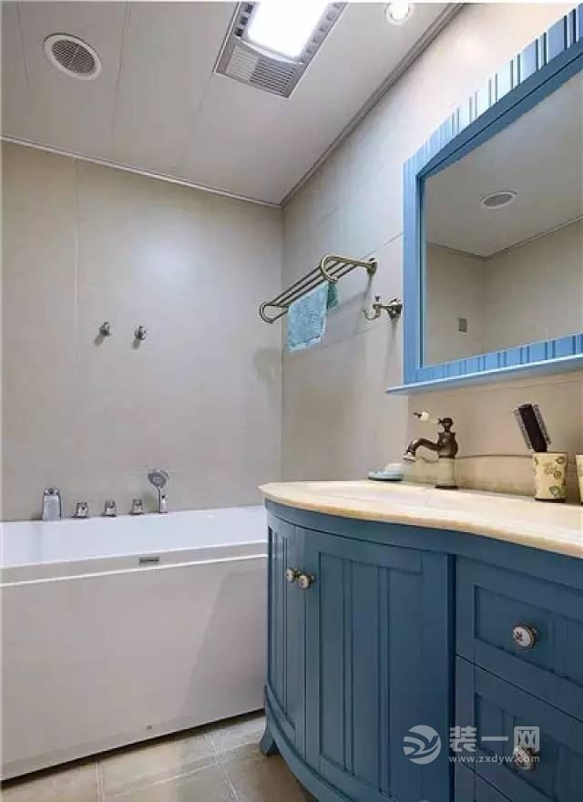 美式风格卫浴室装修效果图