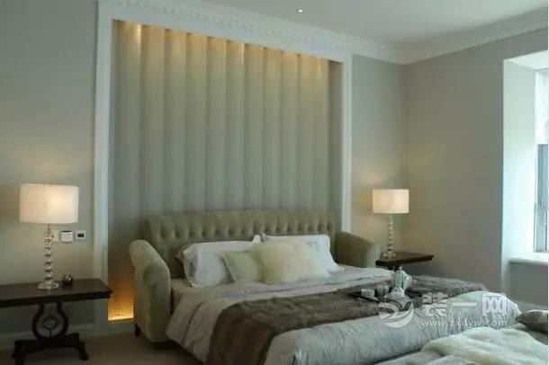 现代美式风格-卧室台灯布置