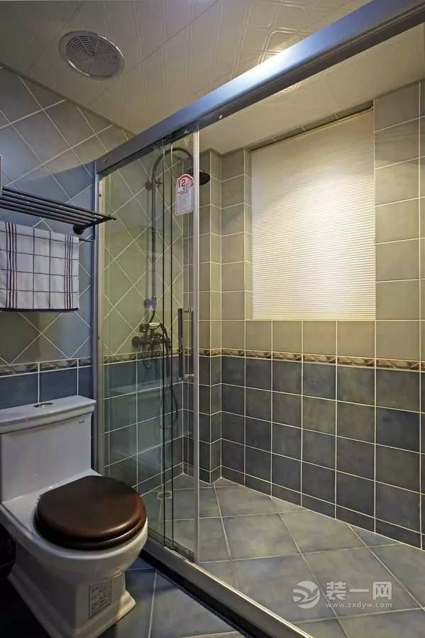 地中海风格淋浴房装修案例图