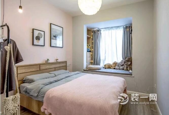65平两居单身小公寓混搭风格卧室装修效果图