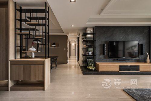 140平三居室日韩风格装修案例客厅图