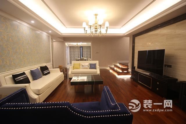 武汉怡景江南182平米四居室美式风格客厅装修设计实景图