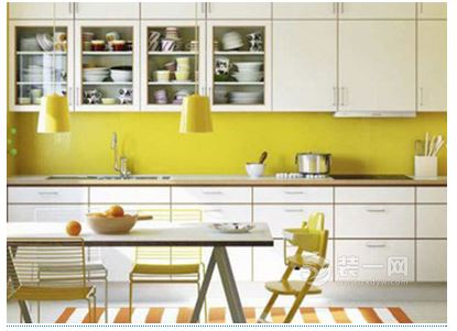 纯色的厨房设计