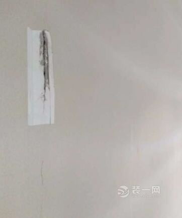 北京精装修房墙壁裂痕