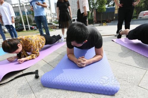 长沙名匠装饰公司城东店趣味运动会图片